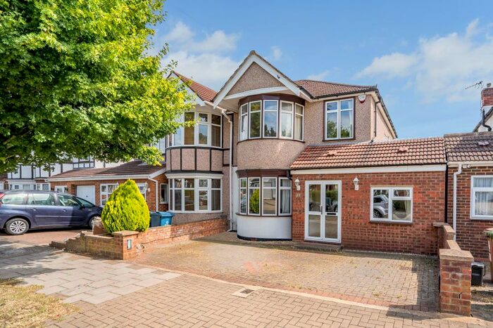 3 Bedroom Semi-Detached House To Rent In Weighton Road, Harrow, HA3