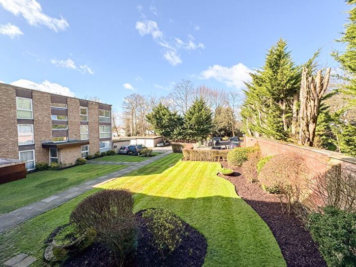 2 Bedroom Flat To Rent In Page Street, London, NW7