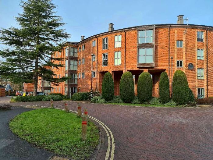 2 Bedroom Flat To Rent In Drummond House, York, YO31