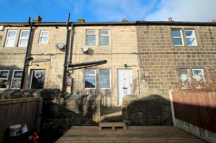 1 Bedroom Property To Rent In Back Lane, Horsforth, LS18