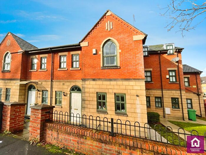 3 Bedroom Detached House For Sale In Hadfield Close, Victoria Park, Greater Manchester, M14