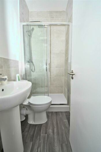 1 Bedroom House To Rent In Athol Street South, Burnley, BB11