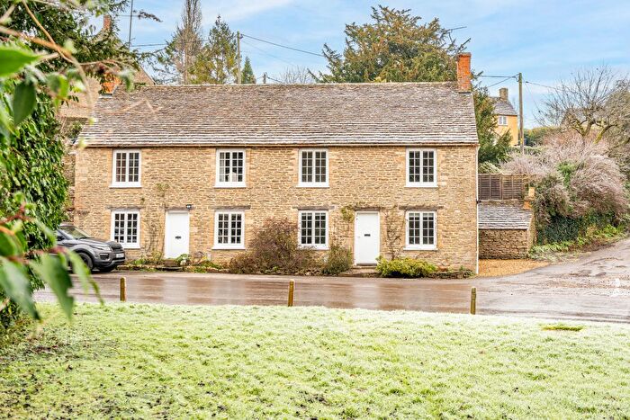 2 Bedroom Cottage To Rent In Easton Grey, Malmesbury, SN16