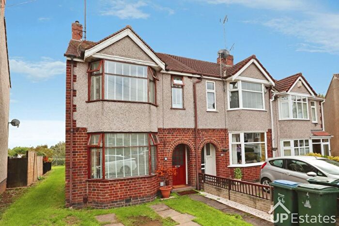 3 Bedroom End Terrace House To Rent In Lincroft Crescent, Coventry, CV5