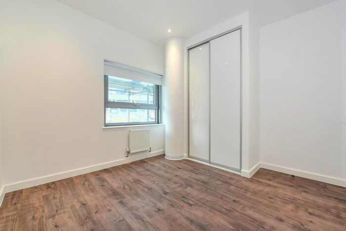 1 Bedroom Flat To Rent In Delta Point, Wellesley Road, Croydon, CR0