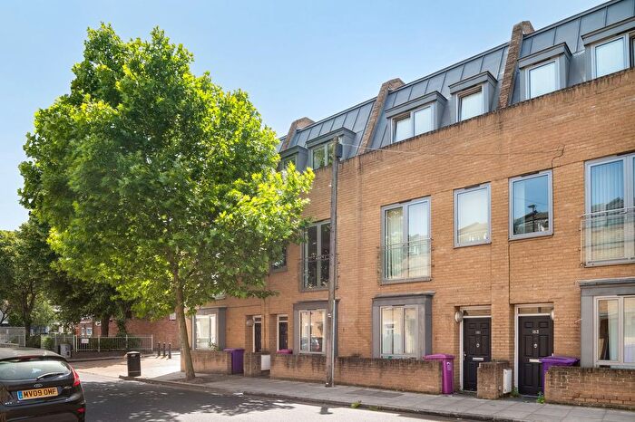 4 Bedroom Terraced House To Rent In Bow Common Lane, London, E3
