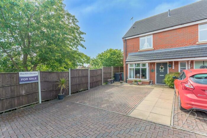 2 Bedroom Semi-Detached House For Sale In Highfield Avenue, Langwith Junction, Mansfield, NG20