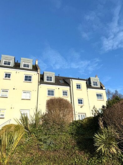 2 Bedroom Flat To Rent In Toll Road, Kincardine, Fife, FK10