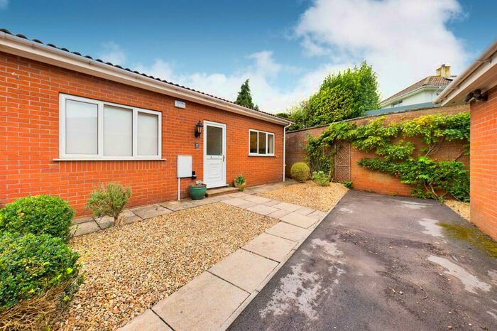 2 Bedroom Bungalow To Rent In Nore Park Drive, Portishead, Bristol, BS20