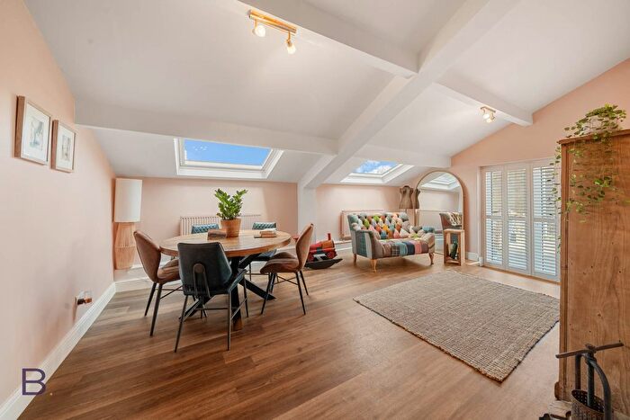 2 Bedroom End Of Terrace House For Sale In Spring View, Thornton, Bradford, BD13