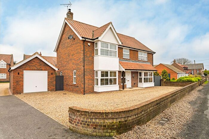 4 Bedroom Detached House For Sale In The Street, Sutton, NR12