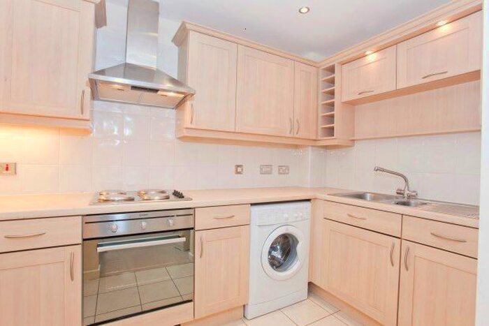 2 Bedroom Flat To Rent In St. Oswalds Court, York, YO10
