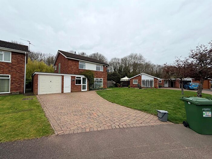 4 Bedroom Detached House For Sale In Thorseby Close, Peterborough, PE3