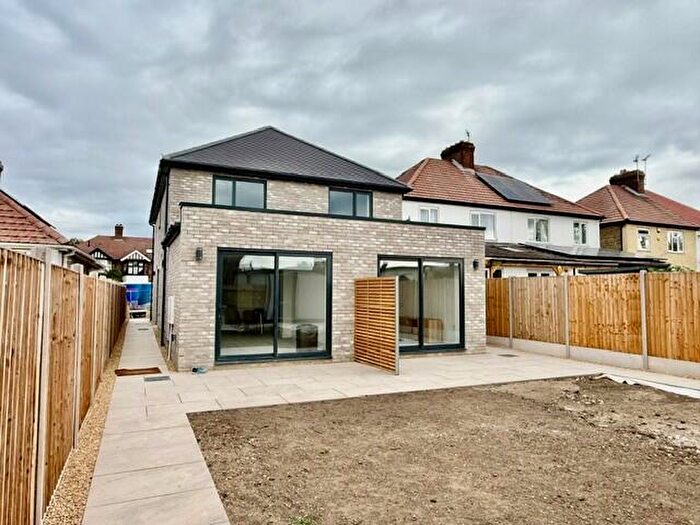 1 Bedroom Semi-Detached House To Rent In B, Newmarket Road, Cambridge, CB5