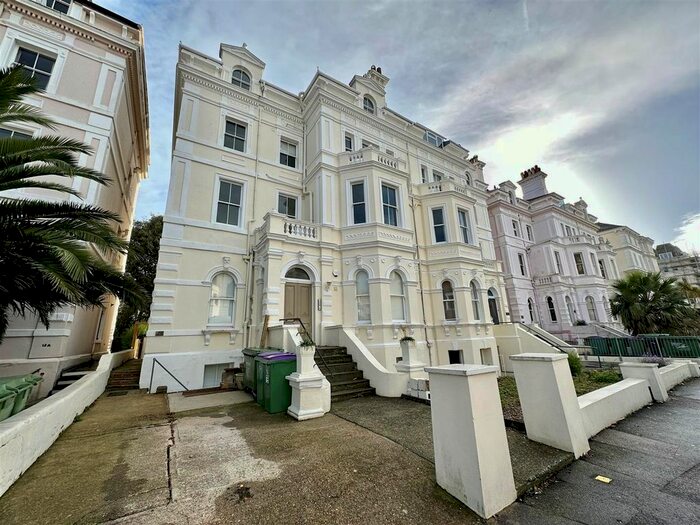 2 Bedroom Flat To Rent In Augusta Gardens, CT20