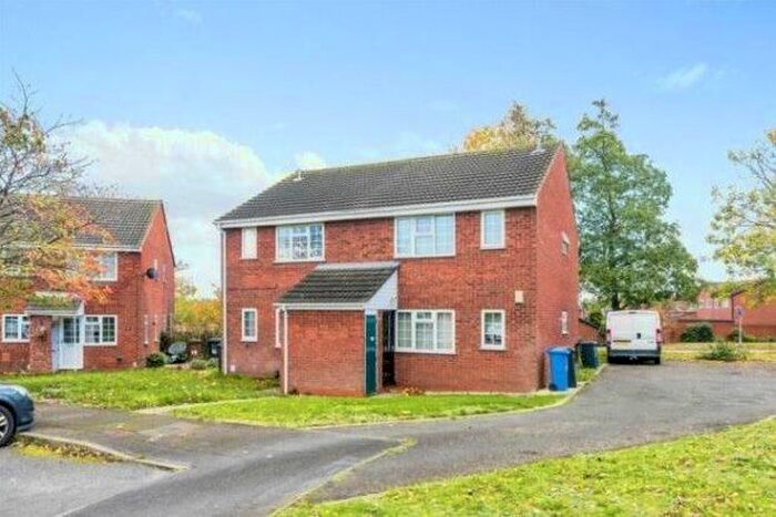 1 Bedroom Flat To Rent In Cornfield Drive, Lichfield, WS14