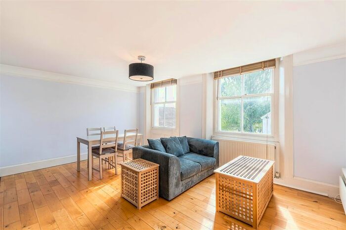 1 Bedroom Flat To Rent In High Street, Penge, SE20