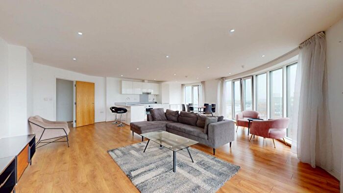 2 Bedroom Flat To Rent In Headstone Road, Harrow, HA1
