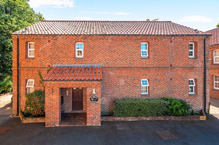 1 Bedroom Flat For Sale In Horsefair, Boroughbridge, YO51