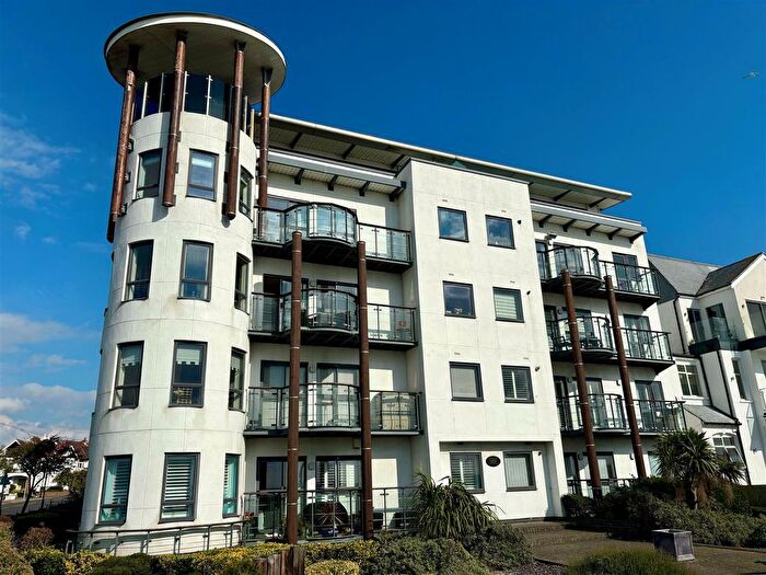 2 Bedroom Flat To Rent In Crowstone Avenue, Westcliff-On-Sea, SS0