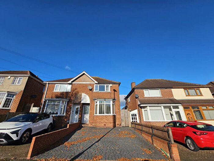 2 Bedroom House To Rent In Dyas Road, Great Barr, Birmingham, B44