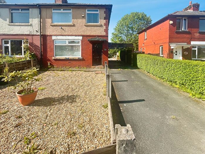 3 Bedroom Semi Detached House For Sale In Lupin Avenue, Farnworth, BL4