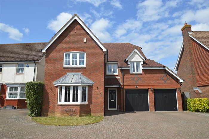 5 Bedroom Detached House To Rent In Peregrine Road, Kings Hill, West Malling, ME19
