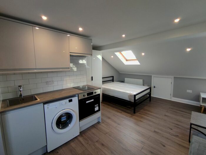 Studio To Rent In Neasden Lane, London, NW10