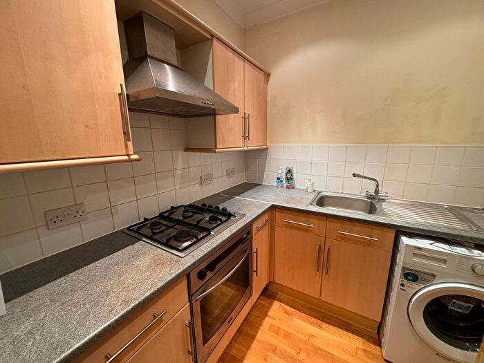 1 Bedroom Flat To Rent In Westbury Road, E17