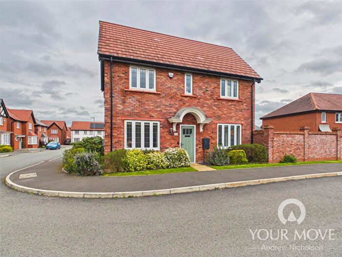 3 Bedroom Detached House For Sale In Bickerton Close, Crewe, Cheshire, CW1