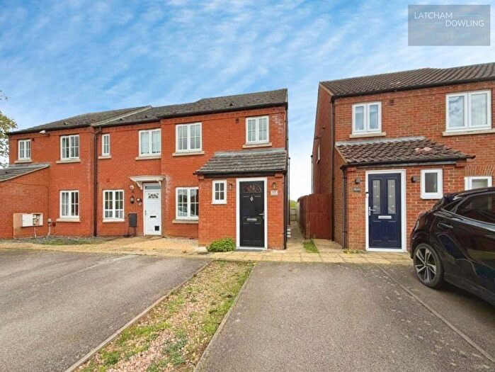 3 Bedroom House For Sale In Langley Gardens, Sandy, SG19