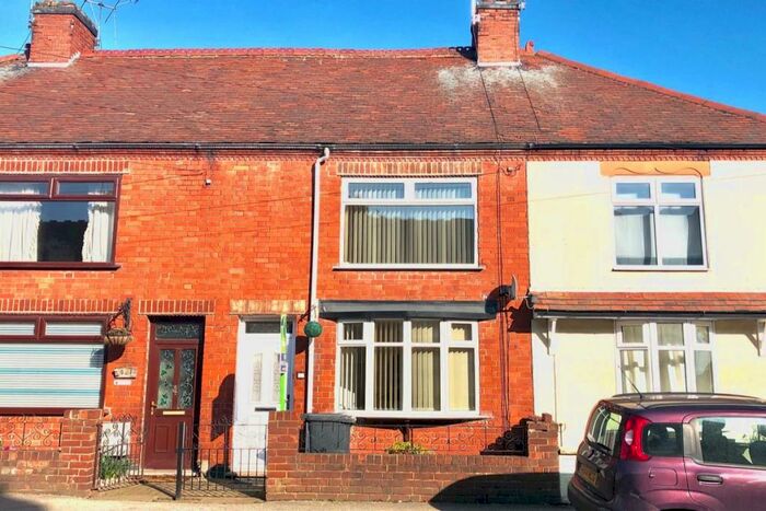 3 Bedroom Terraced House To Rent In Heath End Road, Nuneaton, Warwickshire, CV10
