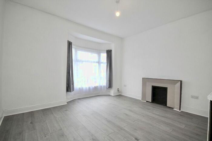 2 Bedroom Flat To Rent In Stamford Street, Middlesbrough, TS1