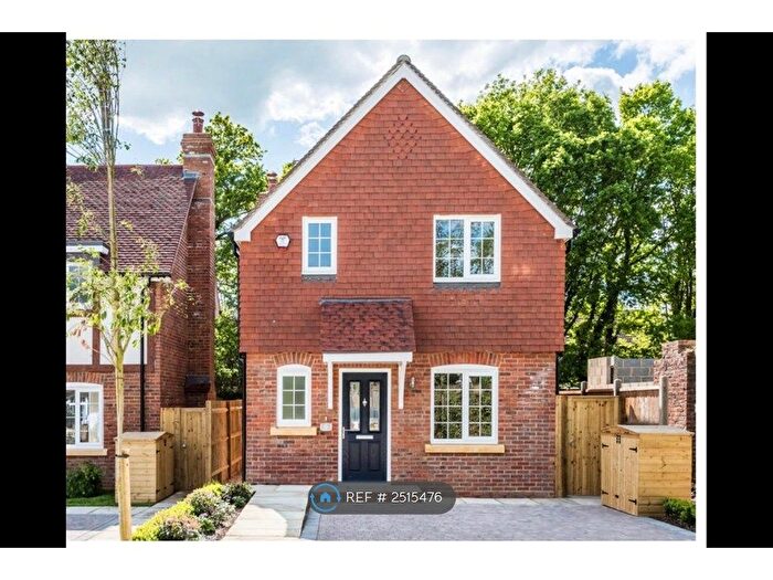 3 Bedroom Detached House To Rent In Green Lane, Lingfield, RH7