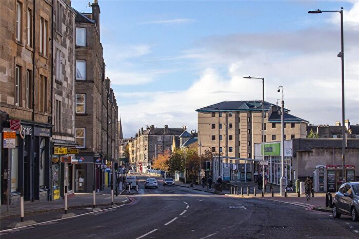 1 Bedroom Flat To Rent In Caledonian Place, Edinburgh, EH11