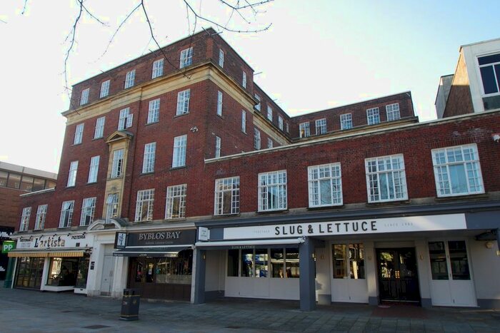 1 Bedroom Flat To Rent In The Parade, High Street, Watford, WD17