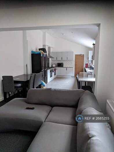 8 Bedroom Terraced House To Rent In Daneshill Road, Leicester, LE3