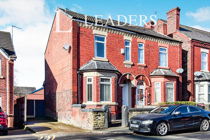 3 Bedroom End Of Terrace House To Rent In Mather Road, Eccles, M30