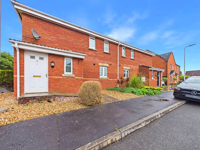 2 Bedroom Property To Rent In Maes Slowes Leyes, Rhoose Point, Vale Of Glamorgan, CF62