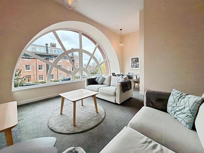 2 Bedroom Flat For Sale In Cook Street, Glasgow, G5