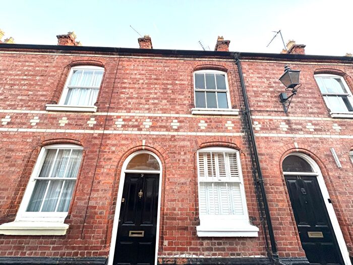 2 Bedroom Property To Rent In Albion Street, Chester, CH1