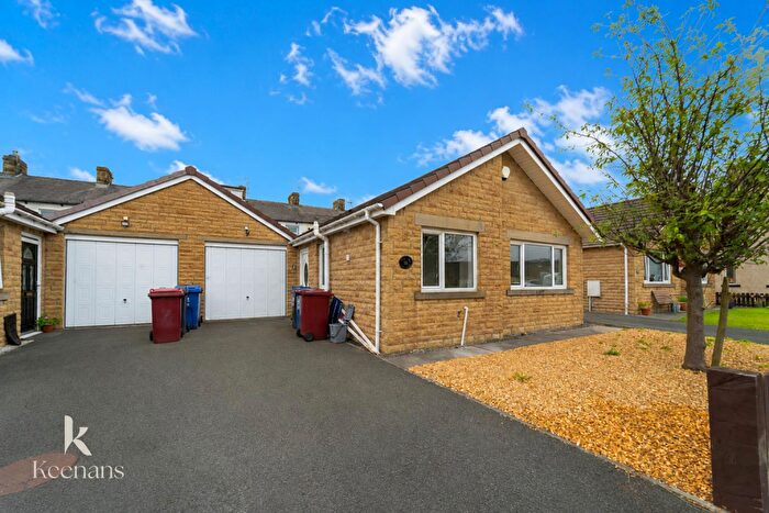 2 Bedroom Bungalow For Sale In Wordsworth Street, Hapton, Burnley, BB12
