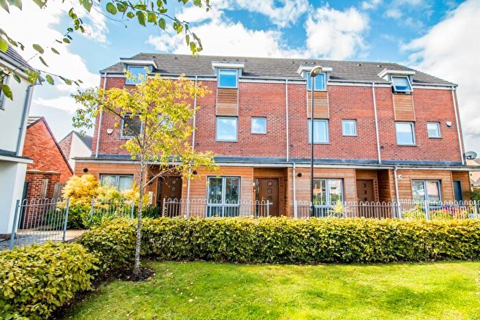 4 Bedroom Town House For Sale In Whitworth Park Drive, Elba Park, Houghton Le Spring, DH4