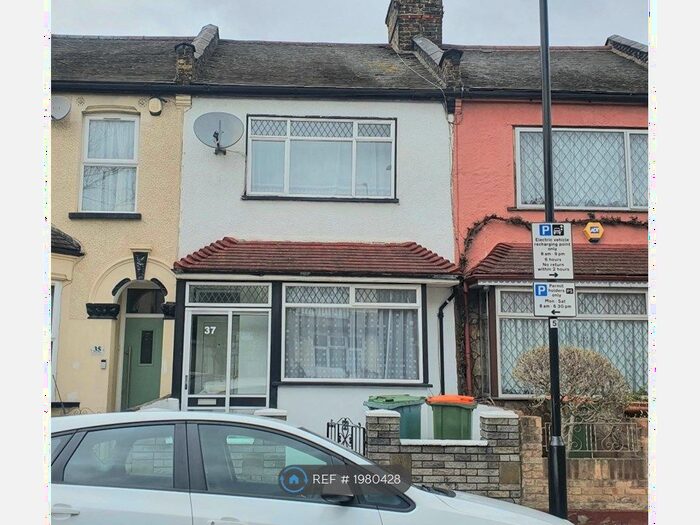 4 Bedroom Terraced House To Rent In Haig Road West, London, E13