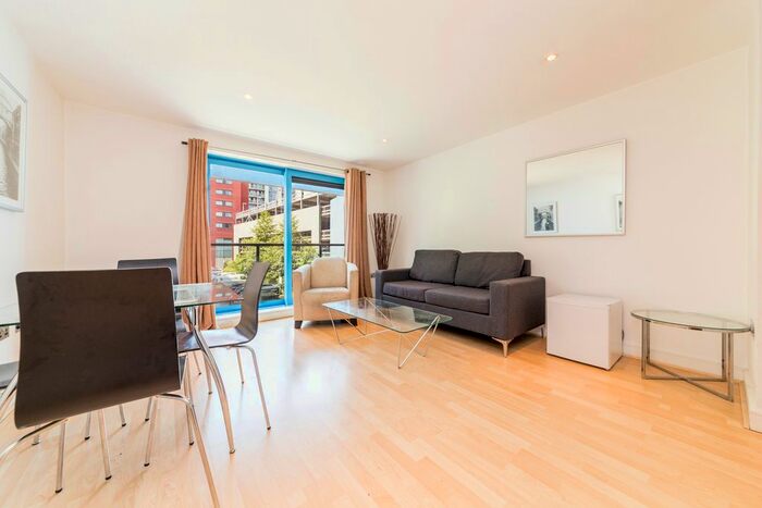 1 Bedroom Flat To Rent In Westgate Apartments, Western Gateway, Royal Victoria, London, E16