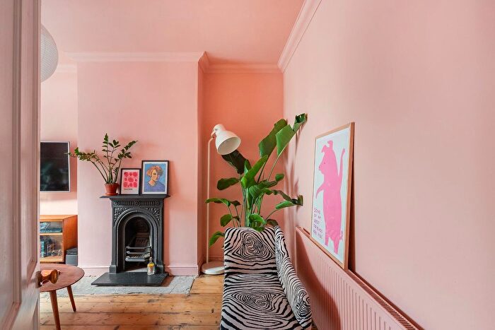 2 Bedroom End Terrace House For Sale In Churchlands Road, Bedminster, BS3