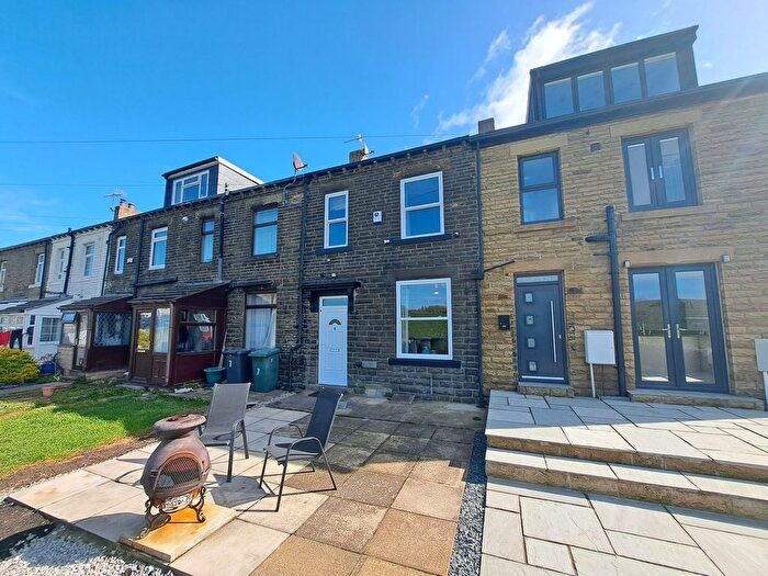 2 Bedroom Terraced House To Rent In West Avenue, Allerton, Bradford, BD15
