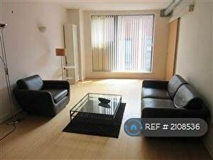 1 Bedroom Flat To Rent In The Green Building, Manchester, M1