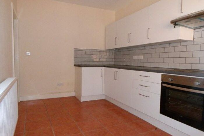 1 Bedroom Flat To Rent In Clay Cross, Chesterfield, S45
