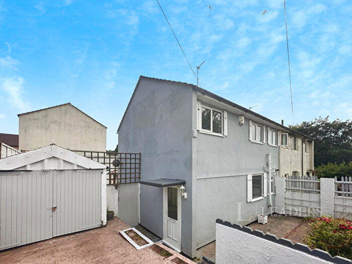 3 Bedroom Semi-Detached House To Rent In Barratts Road, Birmingham, B38